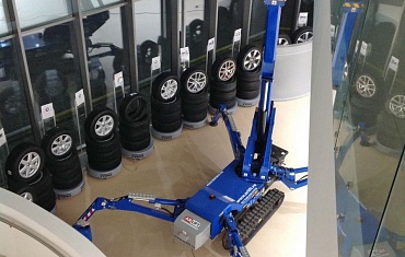 Работа спайдер-вышки в стесненных условиях